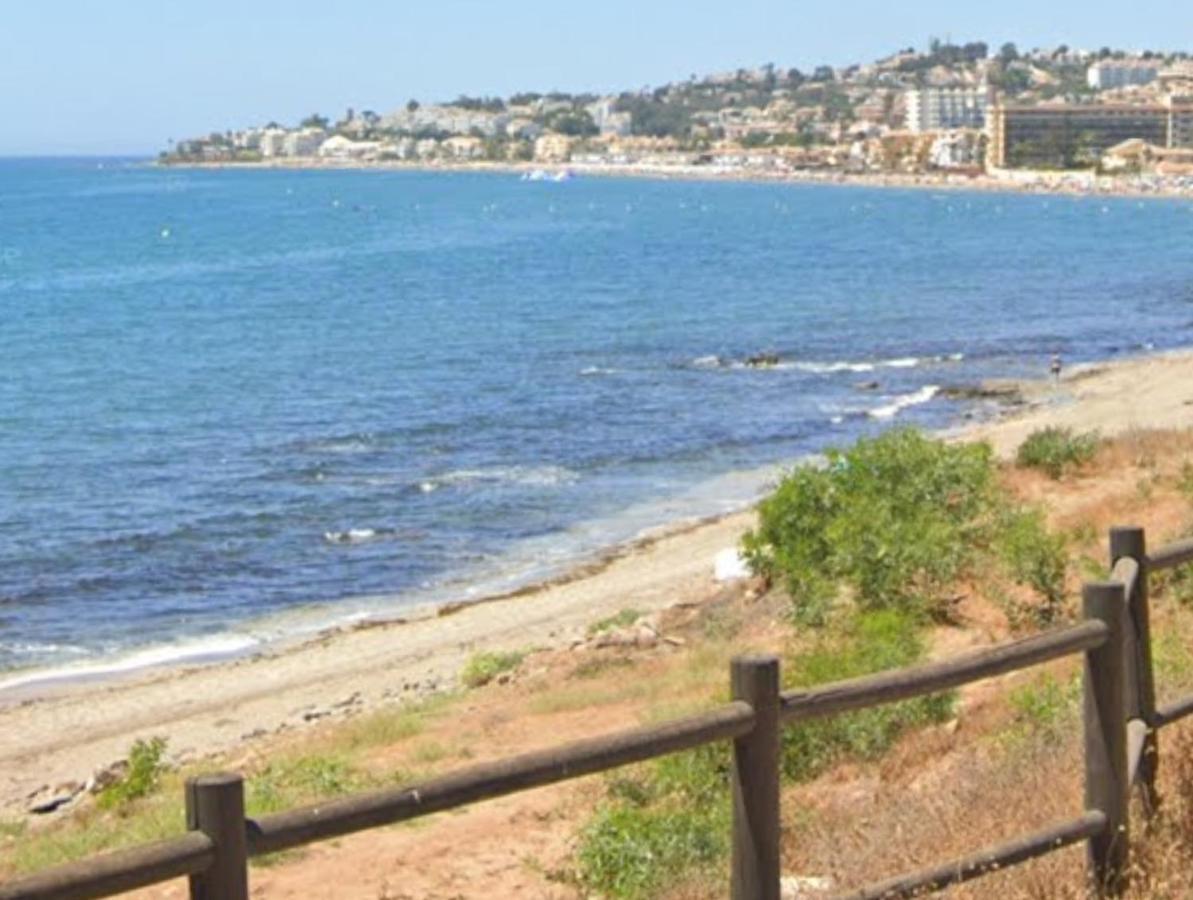 Апартаменти Frente A La Playa. Vistas Al Mar. La Cala De Mijas Малага Екстер'єр фото